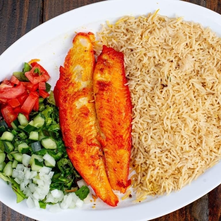 Fresh Fish Delights: Mediterranean and Fast-Food Options